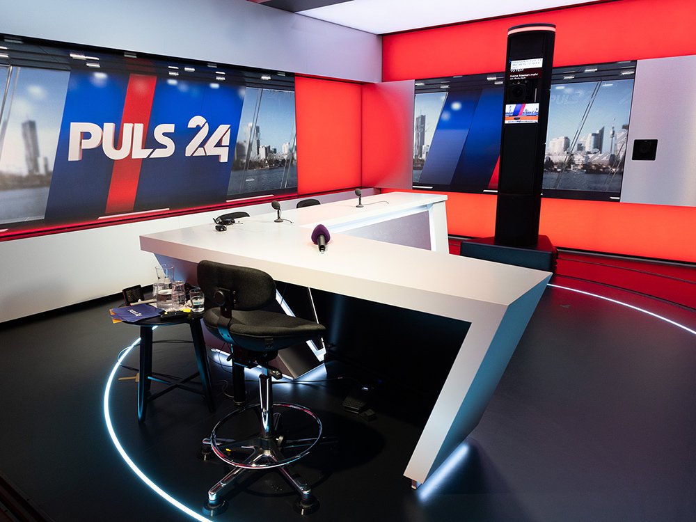 2021 – PULS 24 – Studio © PULS 24 – Michael Edelmayer